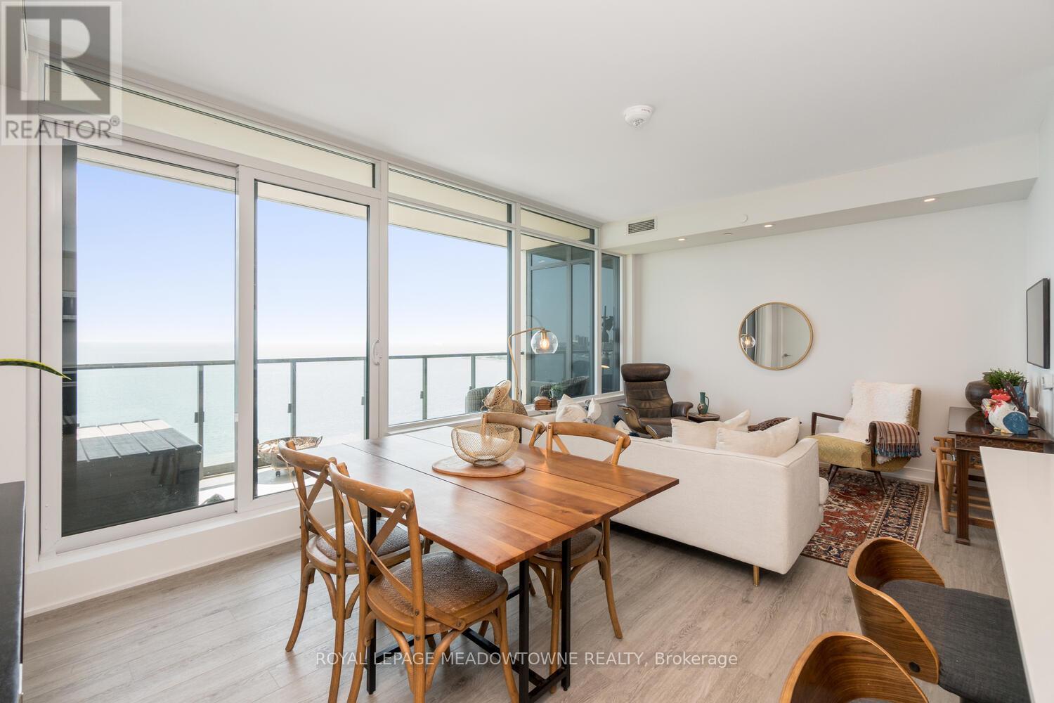 2307 - 1926 Lake Shore Boulevard W, Toronto, ON - Indoor