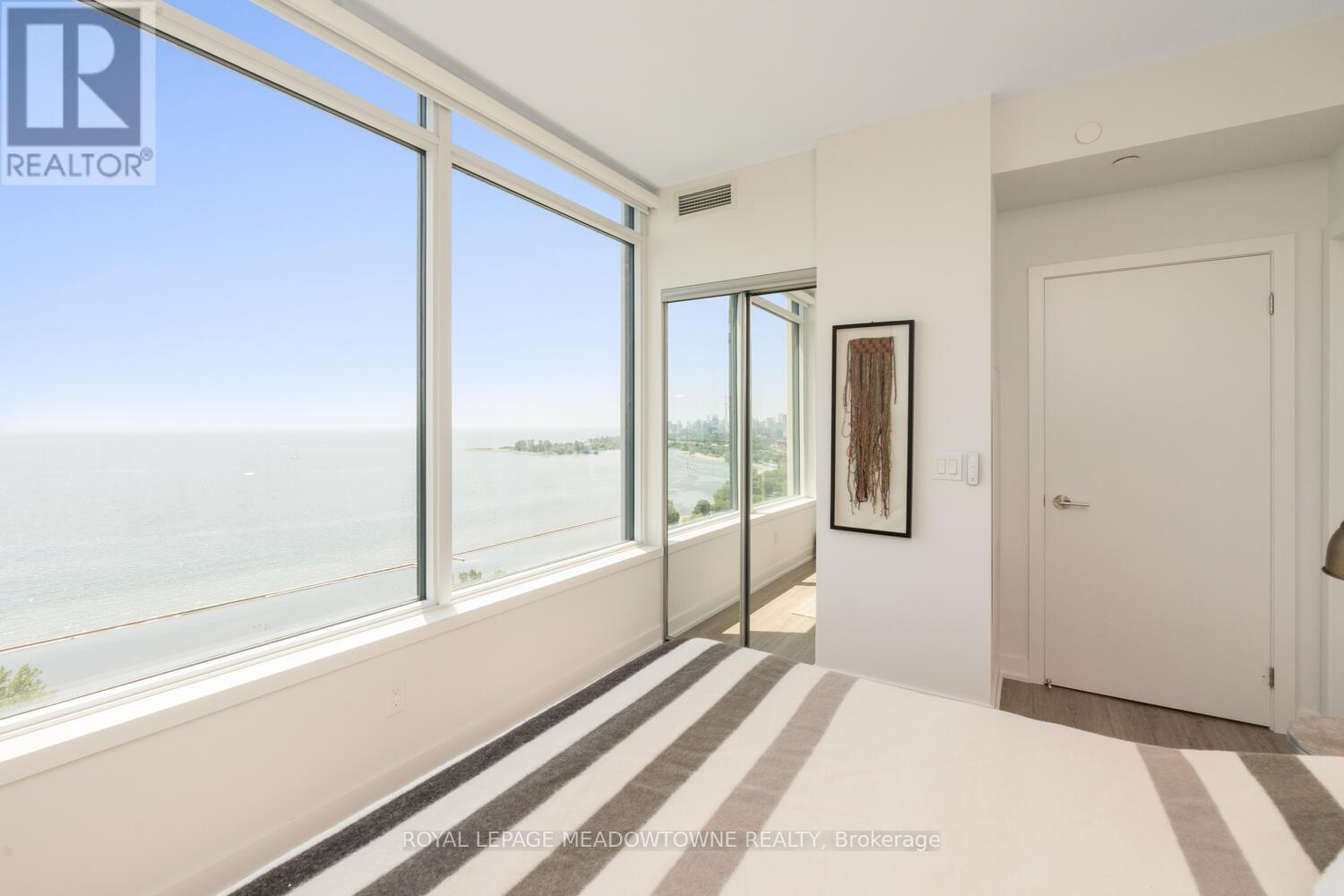 2307 - 1926 Lake Shore Boulevard W, Toronto, ON - Indoor Photo Showing Bedroom