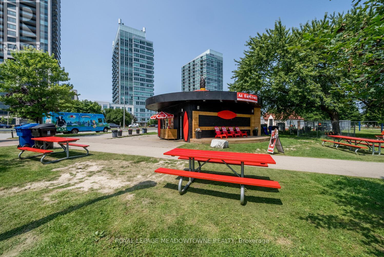 2307 - 1926 Lake Shore Boulevard W, Toronto, ON - Outdoor