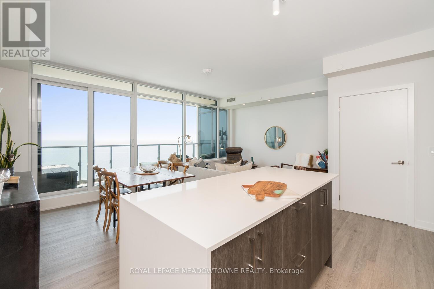 2307 - 1926 Lake Shore Boulevard W, Toronto, ON - Indoor