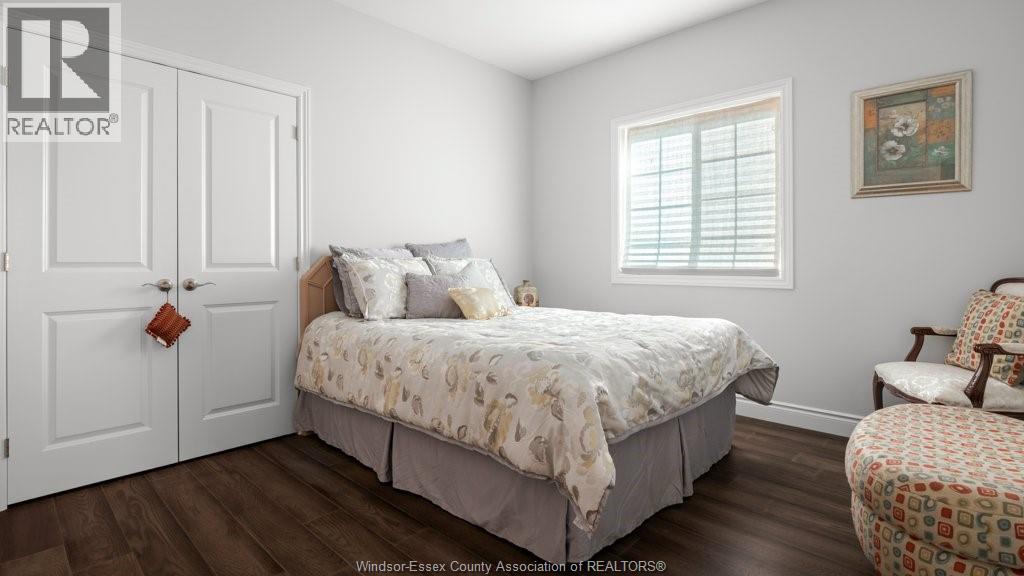 236 Mclellan, Amherstburg, ON - Indoor Photo Showing Bedroom
