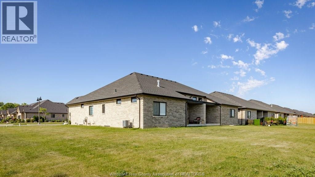 236 Mclellan, Amherstburg, ON - Outdoor