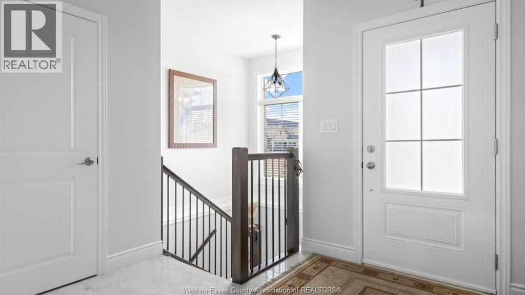 236 Mclellan, Amherstburg, ON - Indoor Photo Showing Other Room