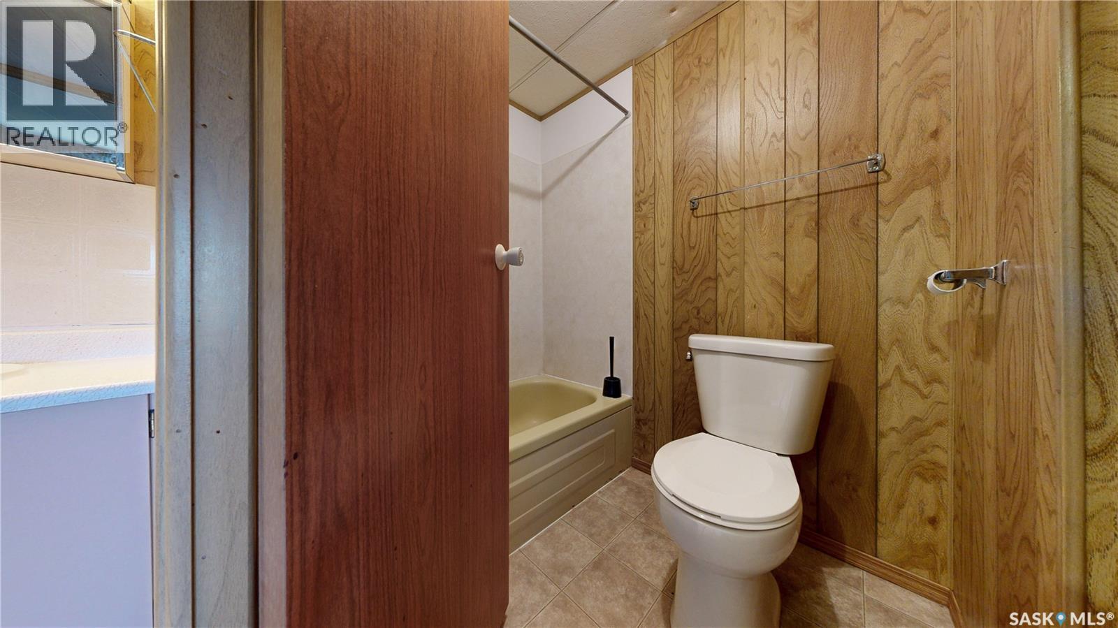 "Lakness Acreage" (13.97 Acres More Or Less), Last Mountain Valley Rm No. 250, SK - Indoor Photo Showing Bathroom