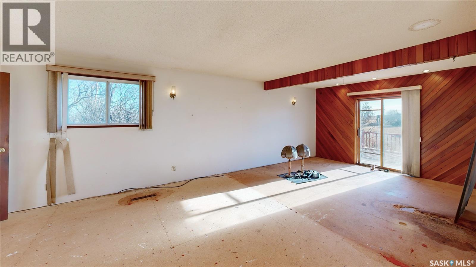 "Irvine-Kelln Acreage" - 10 Acres More Or Less, Last Mountain Valley Rm No. 250, SK - Indoor Photo Showing Other Room
