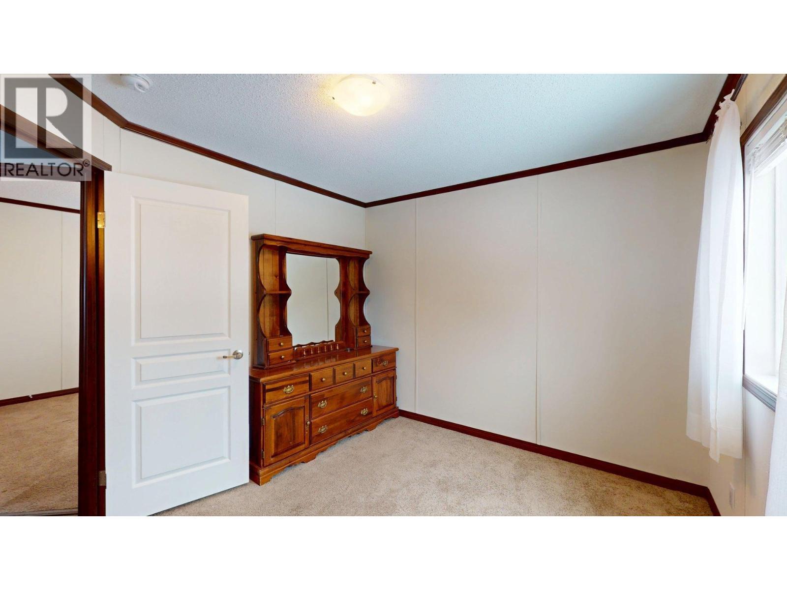 35 Wilderness Heights Way, Elkford, BC