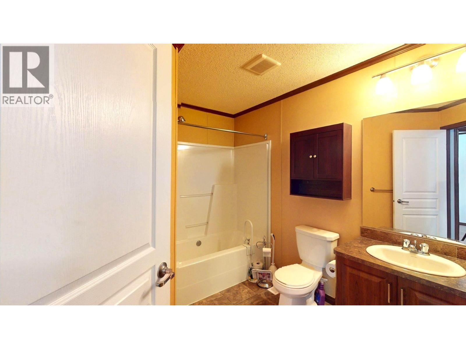 35 Wilderness Heights Way, Elkford, BC