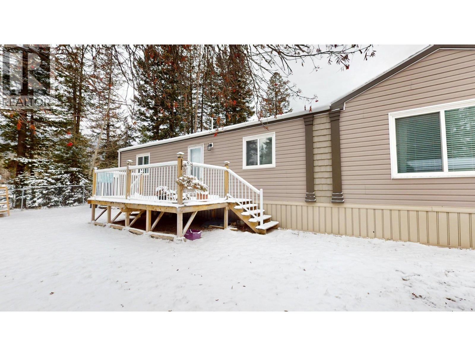 35 Wilderness Heights Way, Elkford, BC