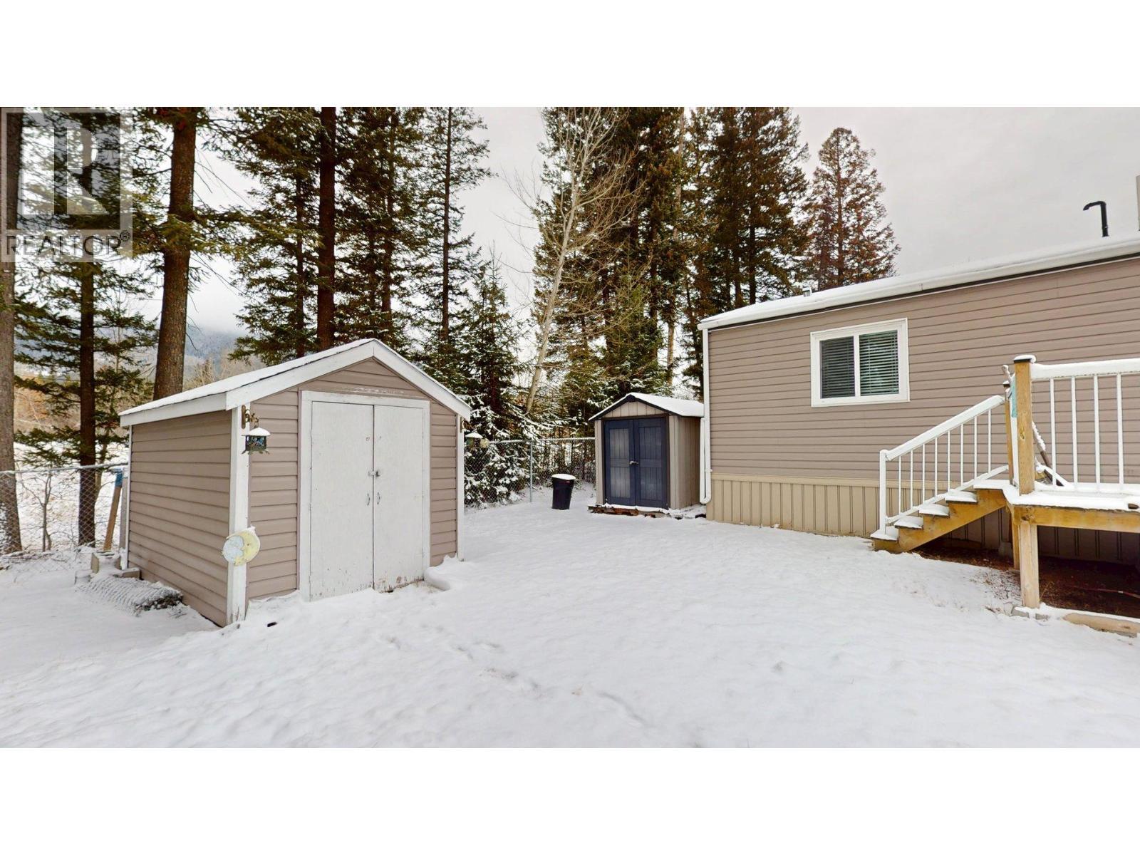 35 Wilderness Heights Way, Elkford, BC