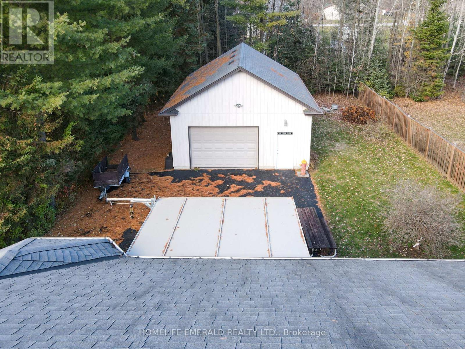 17 Tree Top Street, Essa, ON - Outdoor