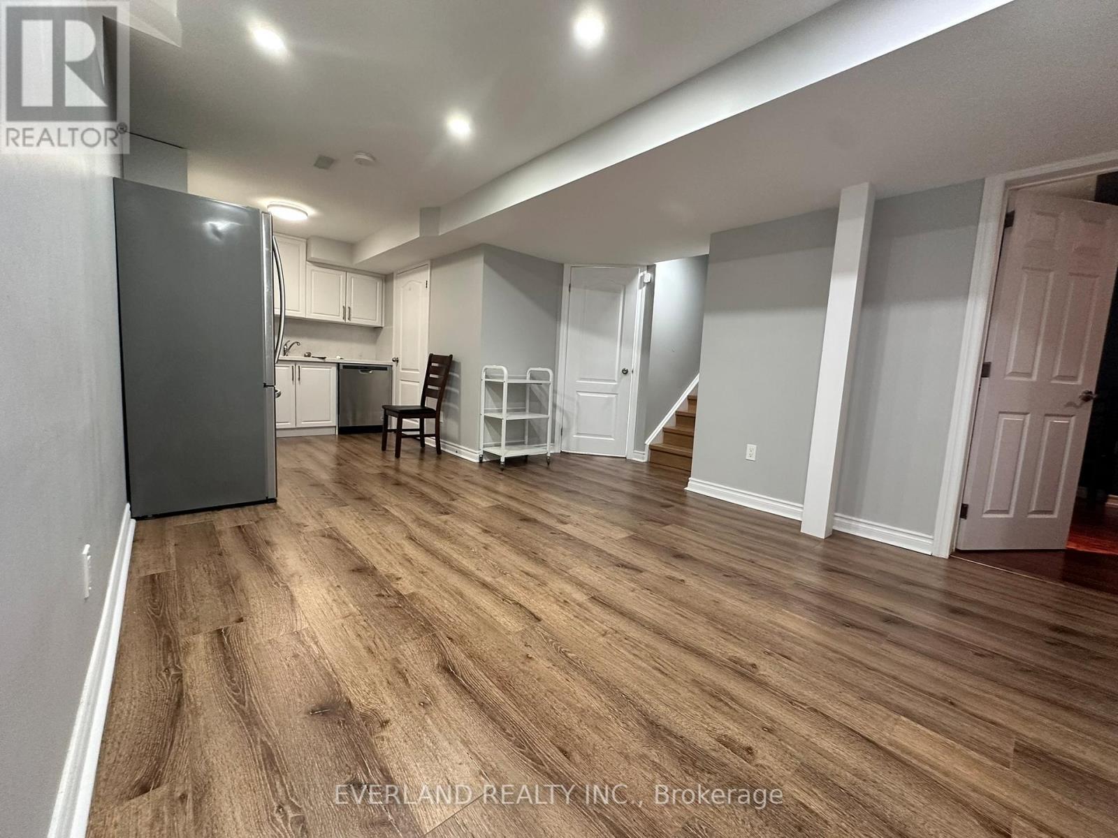 Basement - 4 Shell Court, Richmond Hill, ON - Indoor Photo Showing Other Room