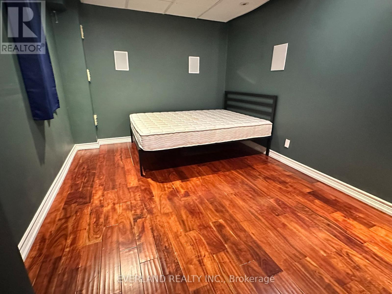 Basement - 4 Shell Court, Richmond Hill, ON - Indoor Photo Showing Bedroom