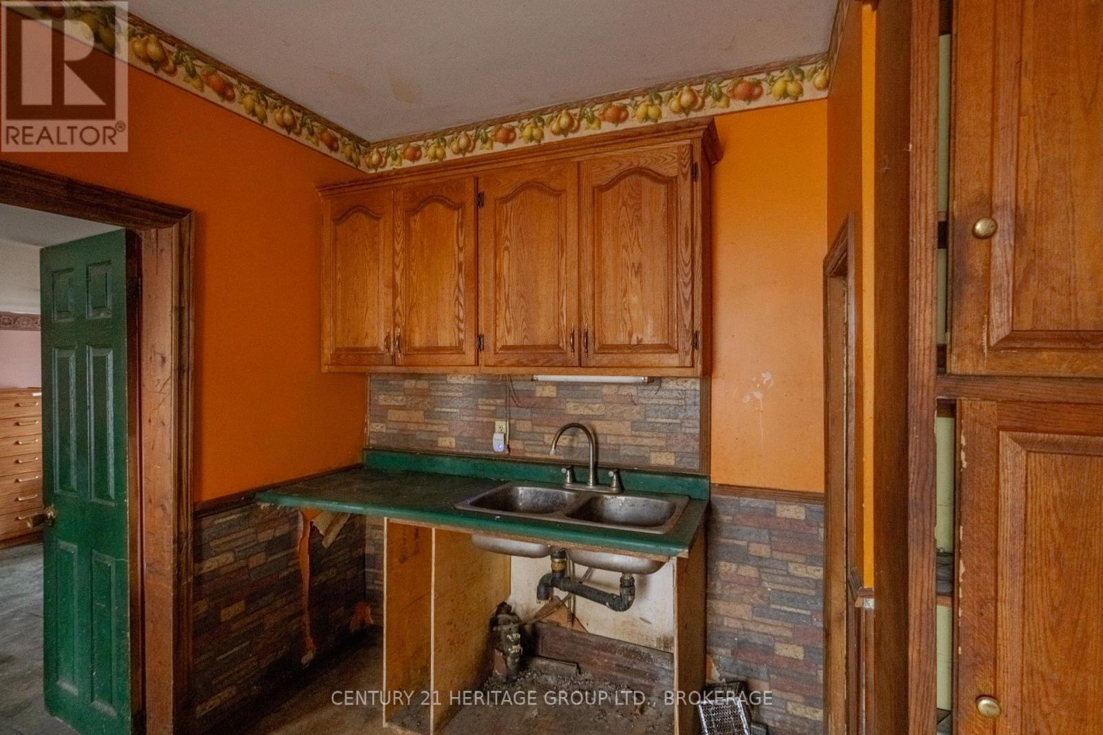 314 Academy Street, Stone Mills (Stone Mills), ON - Indoor