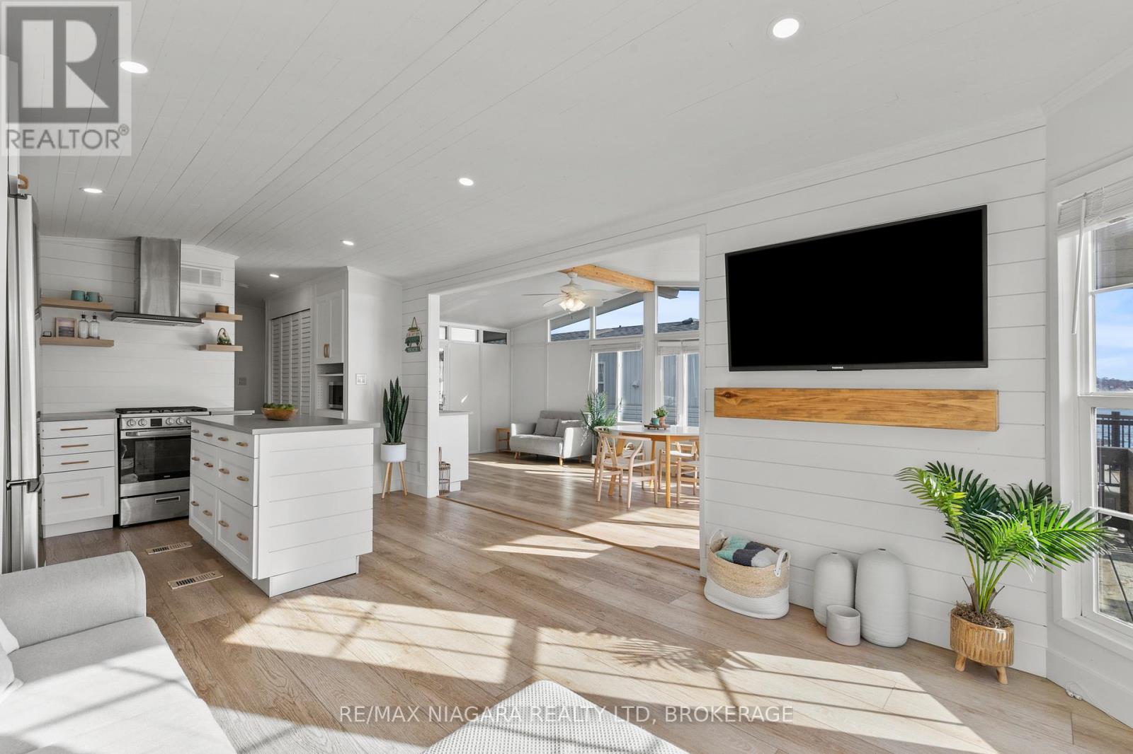 490 Empire Road, Port Colborne (Sherkston), ON