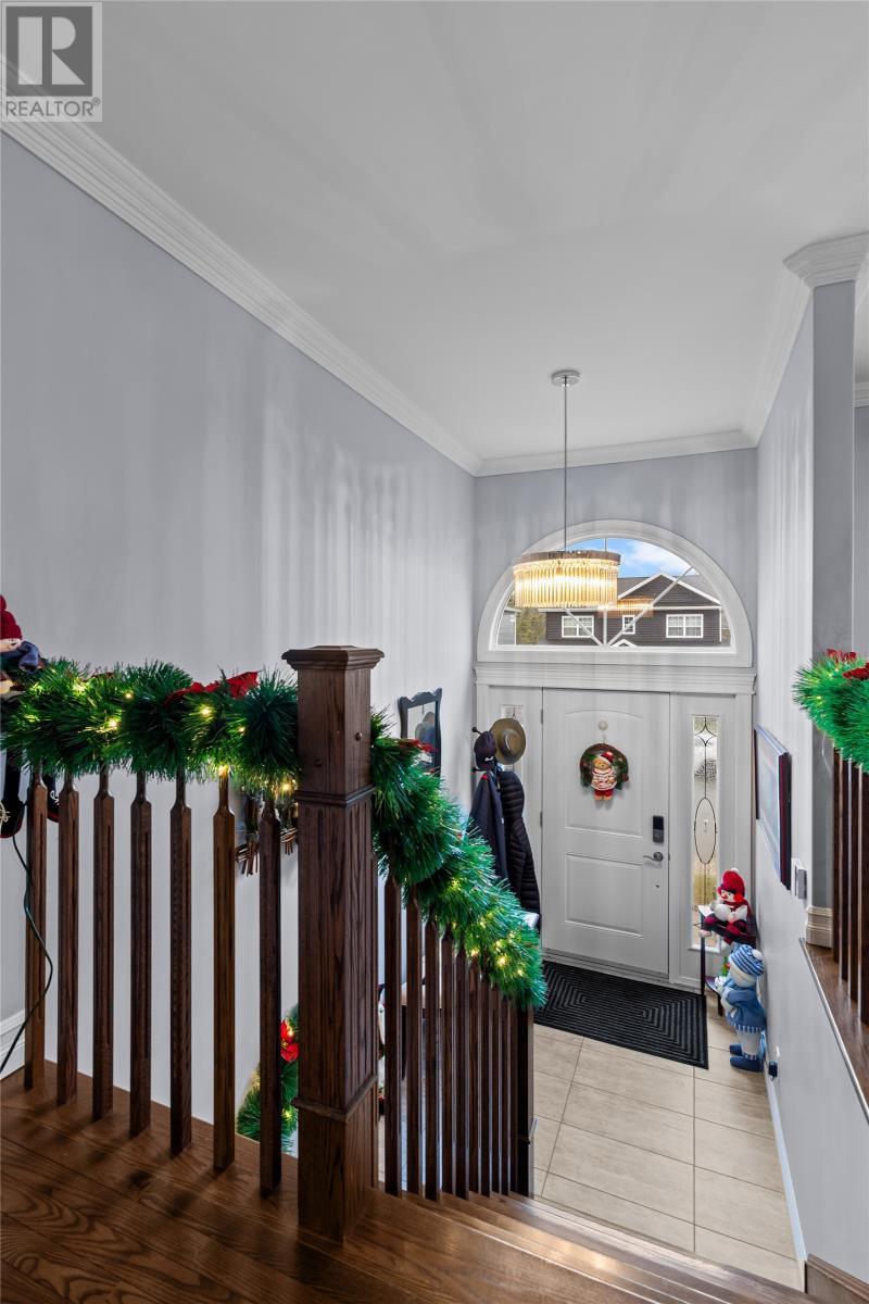 5 Lake Wynds Drive, Paradise, NL - Indoor Photo Showing Other Room