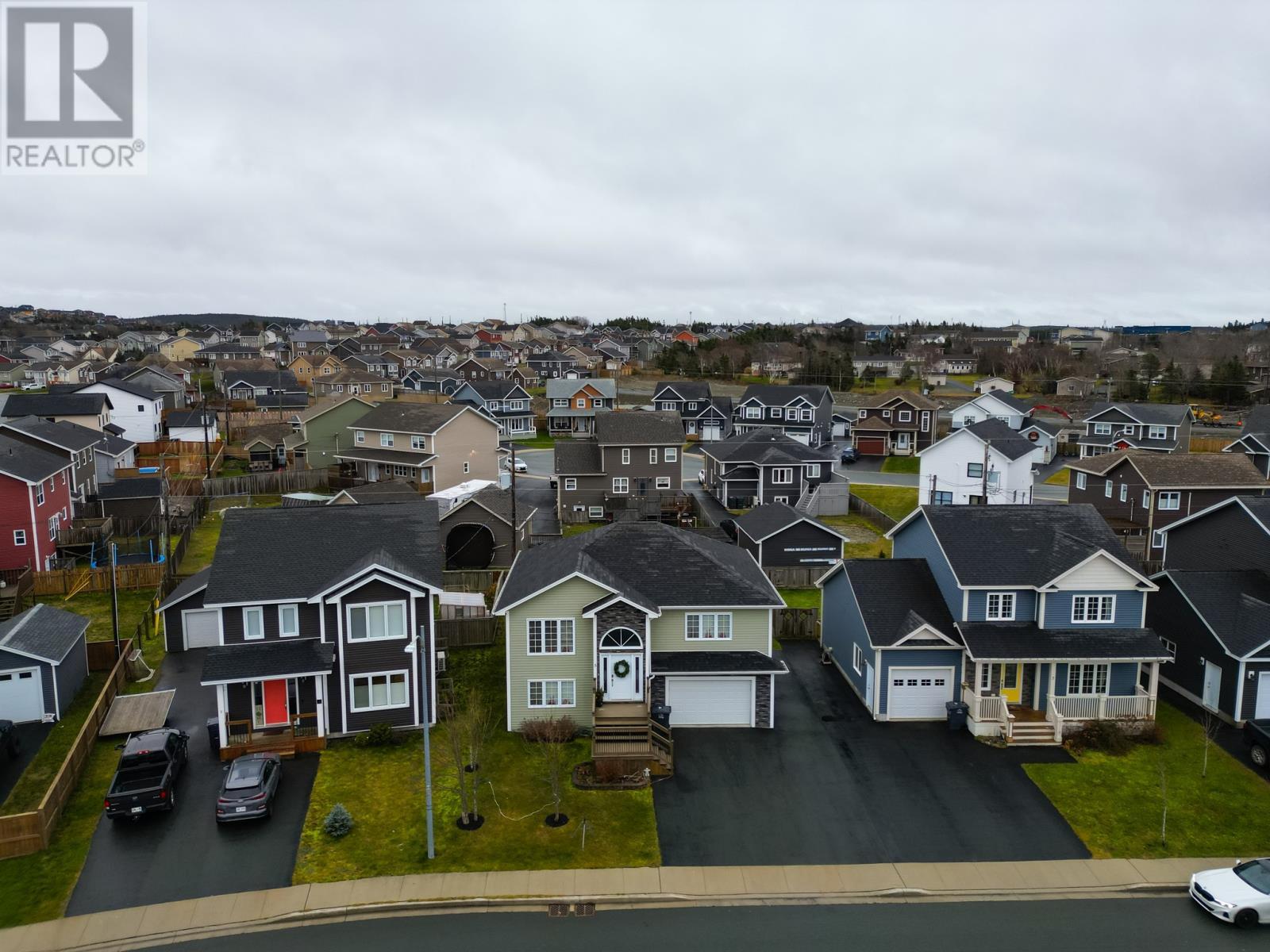 5 Lake Wynds Drive, Paradise, NL - Outdoor With Facade