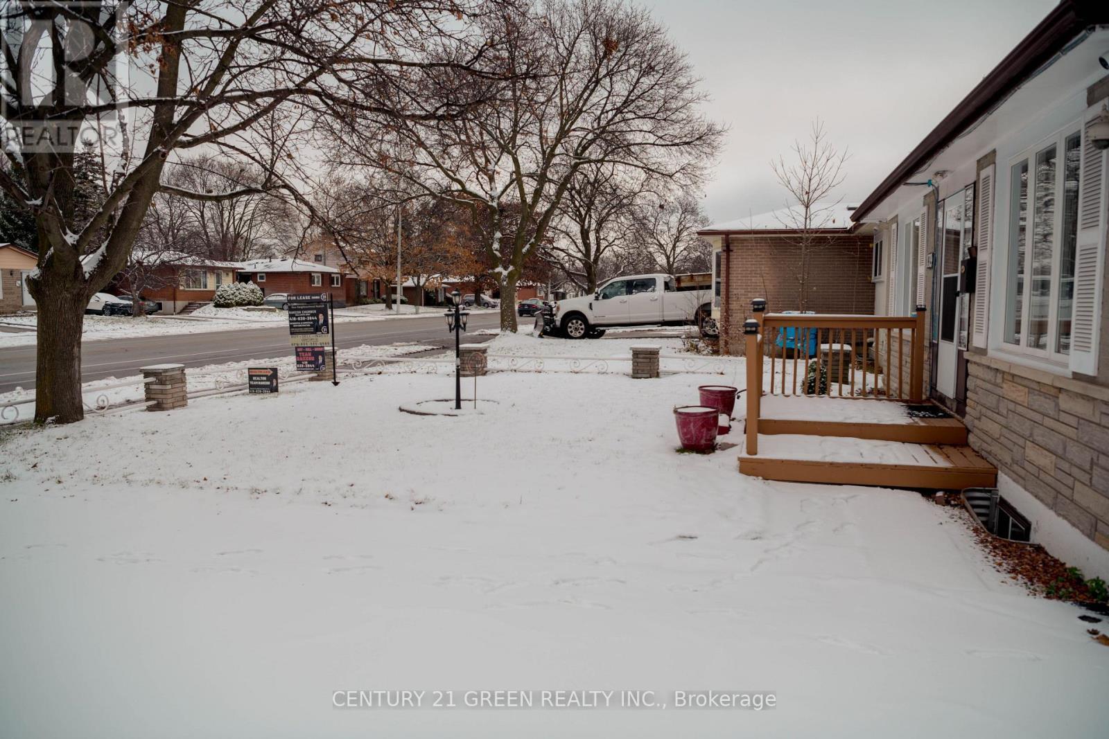 Main - 139 Rutherford Road N, Brampton, ON - Outdoor