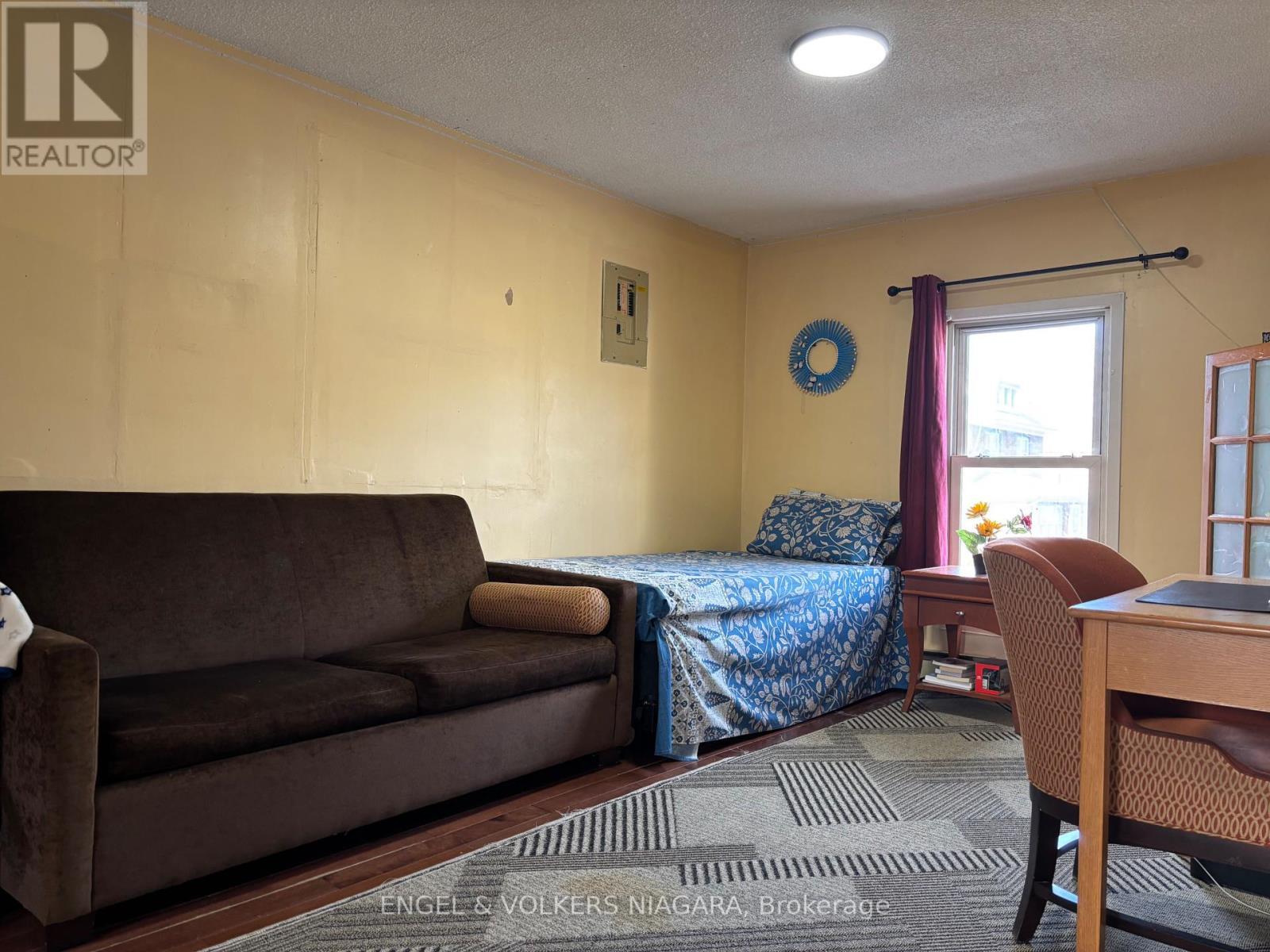 6218 Culp Street, Niagara Falls (Dorchester), ON