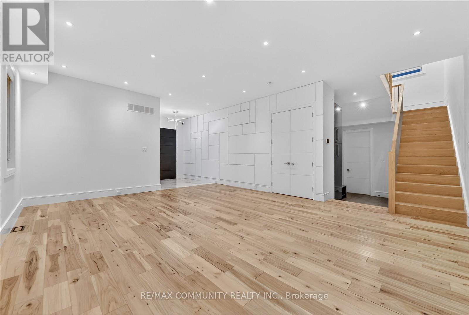6268 Kingston Road, Toronto, ON - Indoor Photo Showing Other Room
