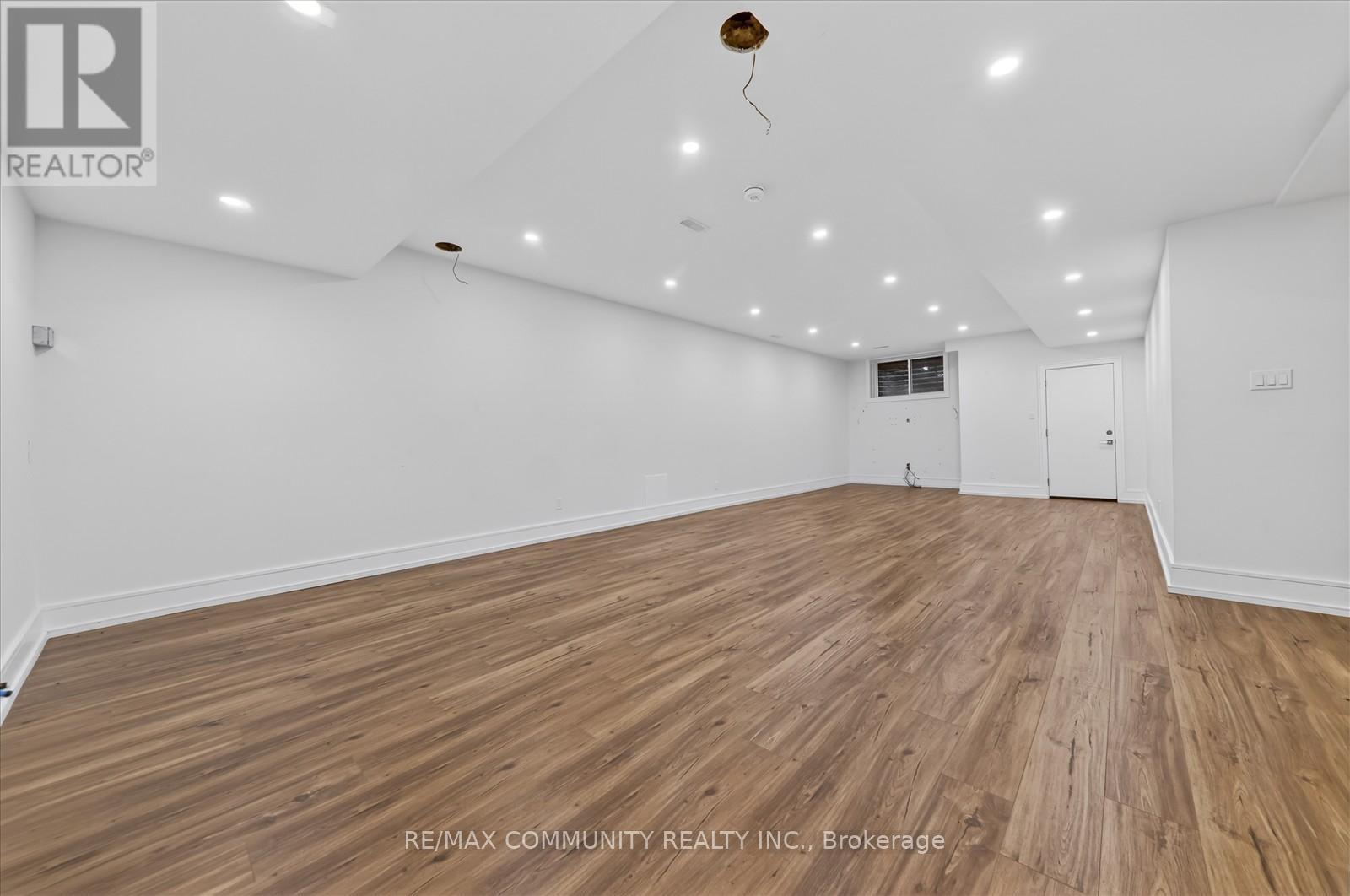 6268 Kingston Road, Toronto, ON - Indoor Photo Showing Other Room