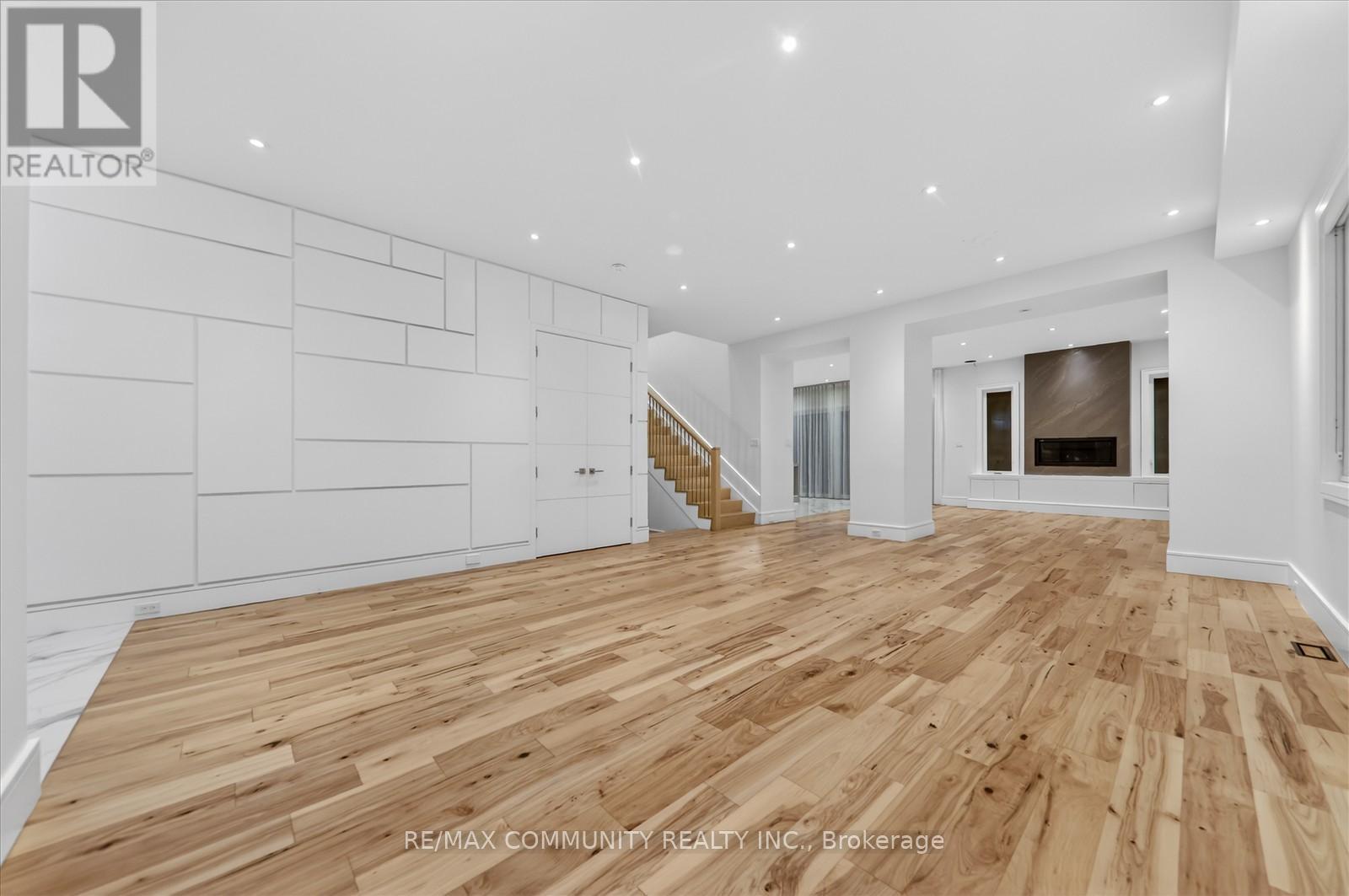 6268 Kingston Road, Toronto, ON - Indoor Photo Showing Other Room