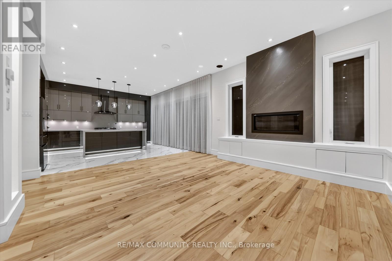 6268 Kingston Road, Toronto, ON - Indoor With Fireplace