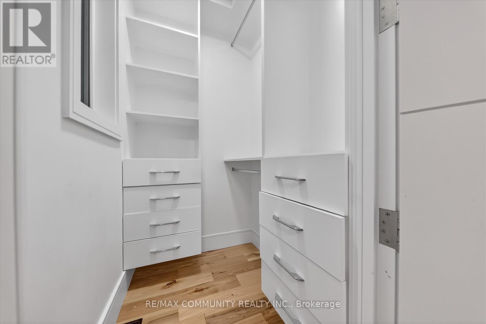 6268 Kingston Road, Toronto, ON - Indoor With Storage