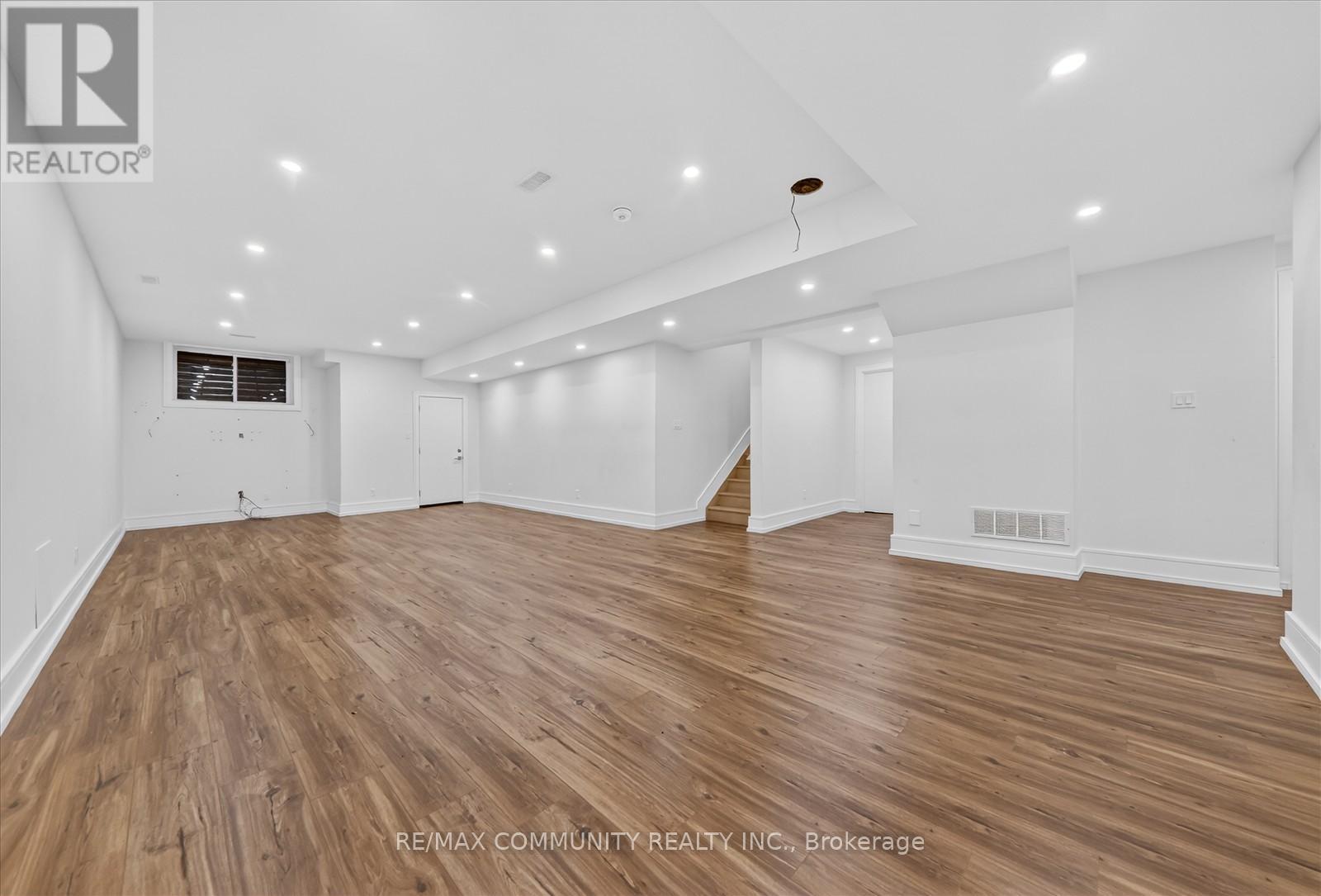 6268 Kingston Road, Toronto, ON - Indoor Photo Showing Other Room