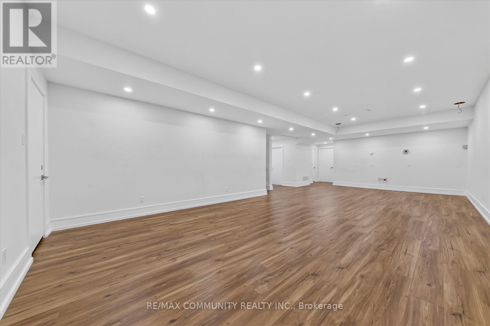 6268 Kingston Road, Toronto, ON - Indoor Photo Showing Other Room