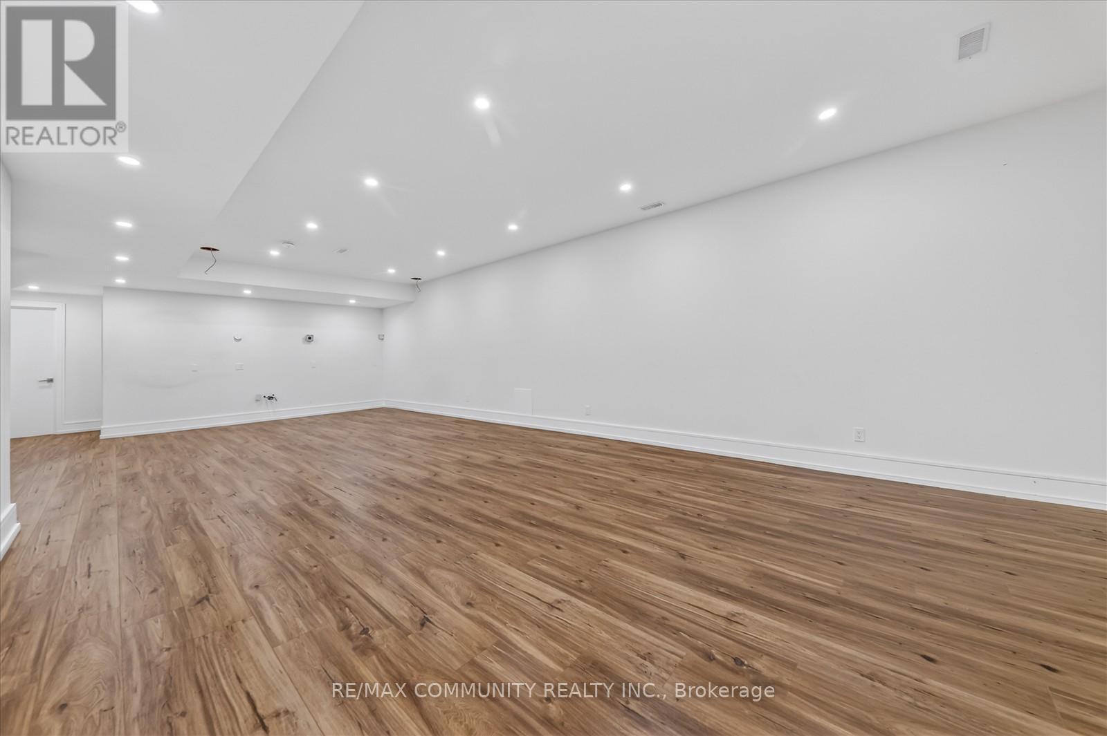 6268 Kingston Road, Toronto, ON - Indoor Photo Showing Other Room