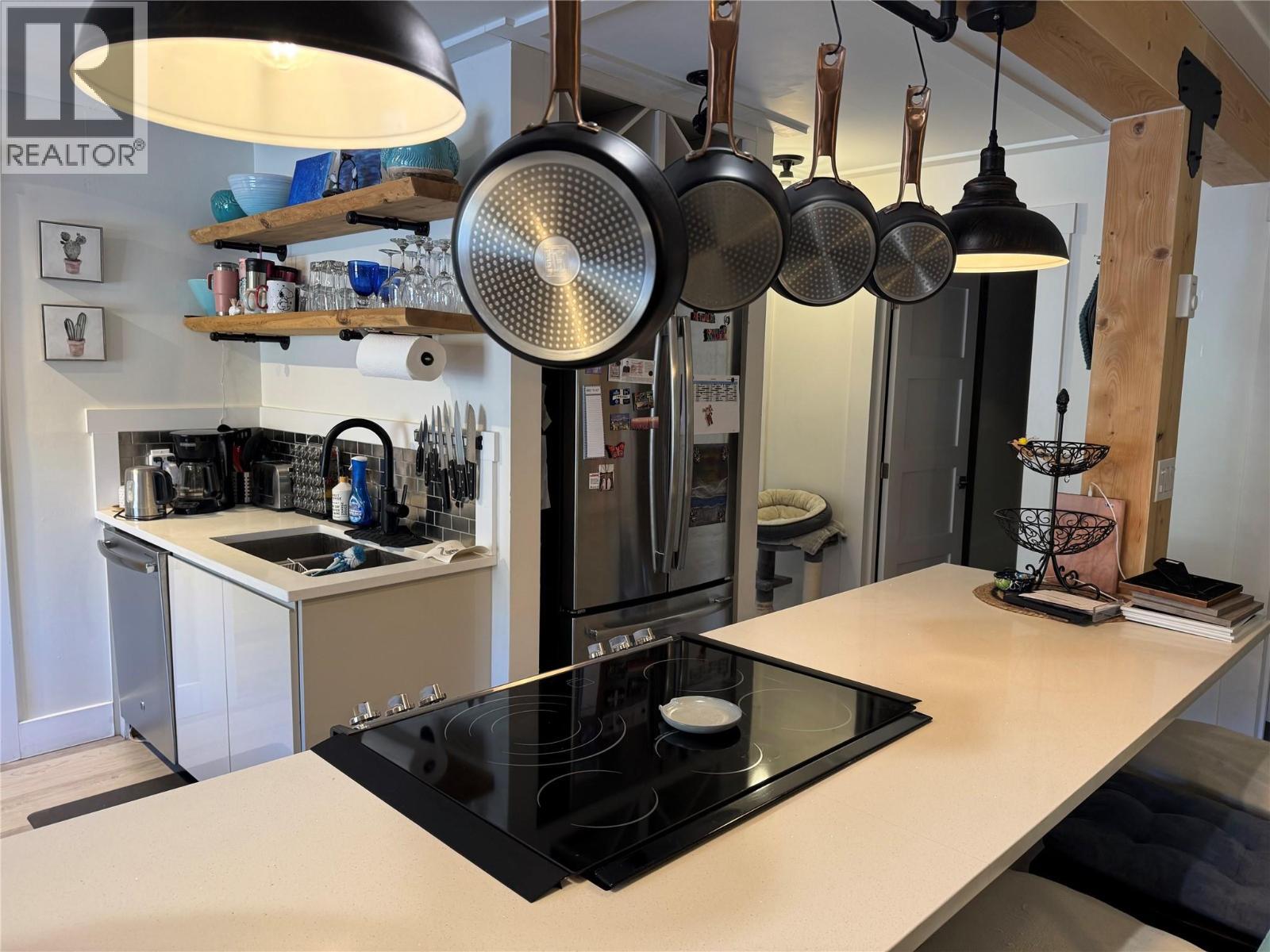 Kitchen - 1211 9Th Street Unit# 5, Golden, BC - Indoor