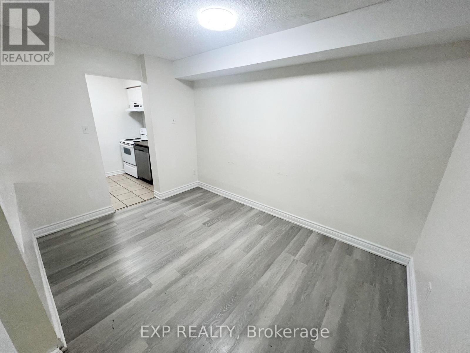 120 - 248 Milestone Crescent, Aurora, ON - Indoor Photo Showing Other Room