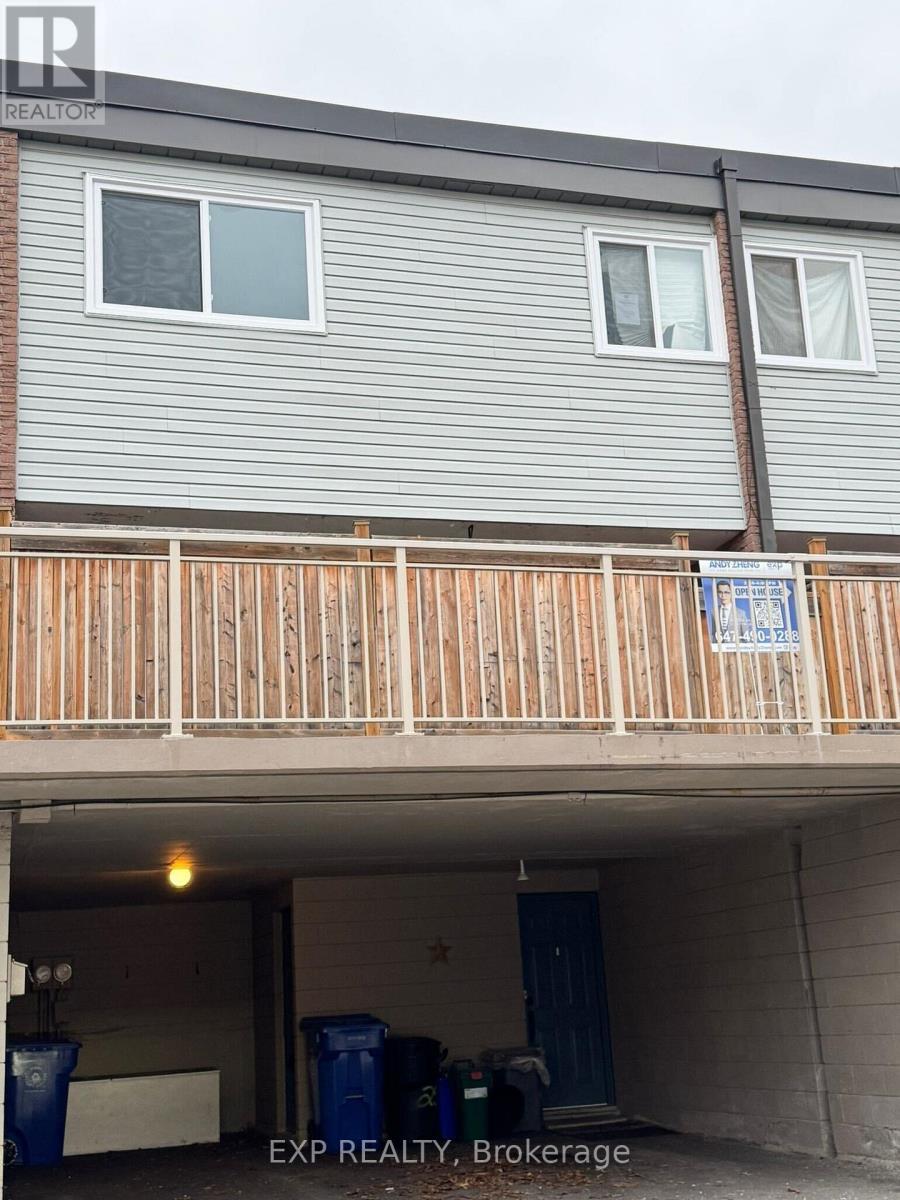 120 - 248 Milestone Crescent, Aurora, ON - Outdoor With Exterior