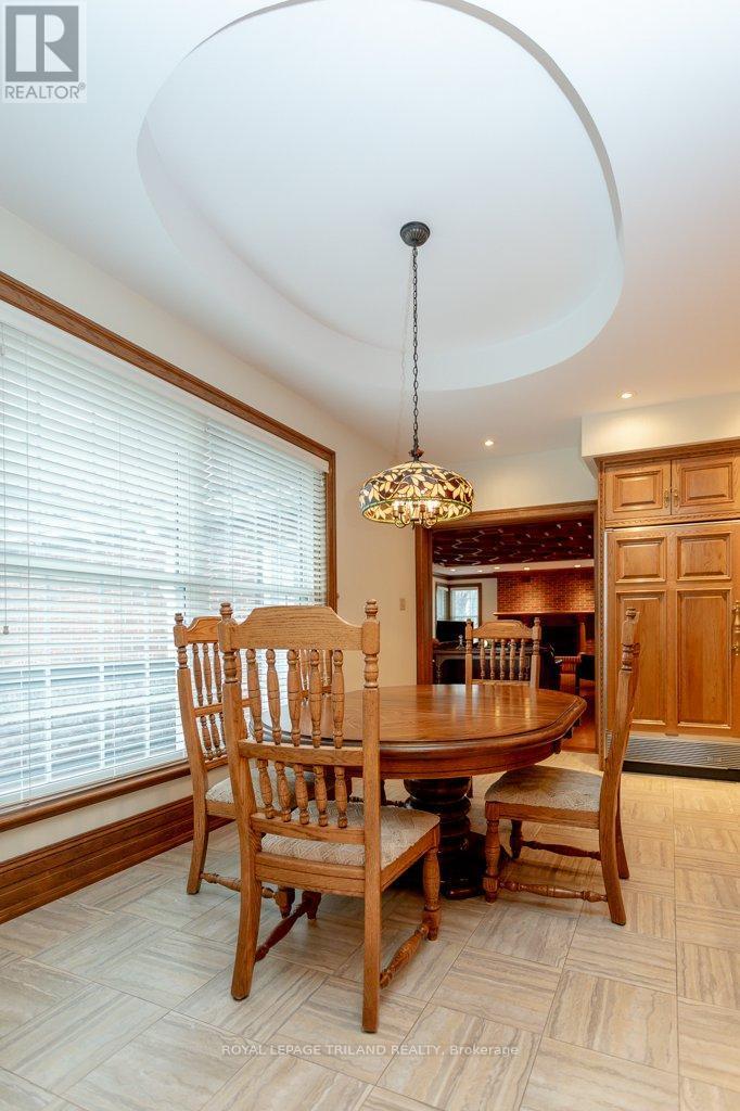 2643 Old Victoria Road, London South (South U), ON