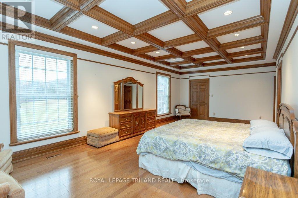 2643 Old Victoria Road, London South (South U), ON