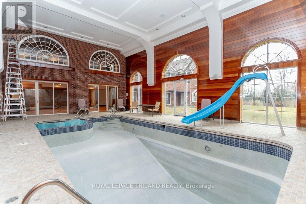 2643 Old Victoria Road, London South (South U), ON