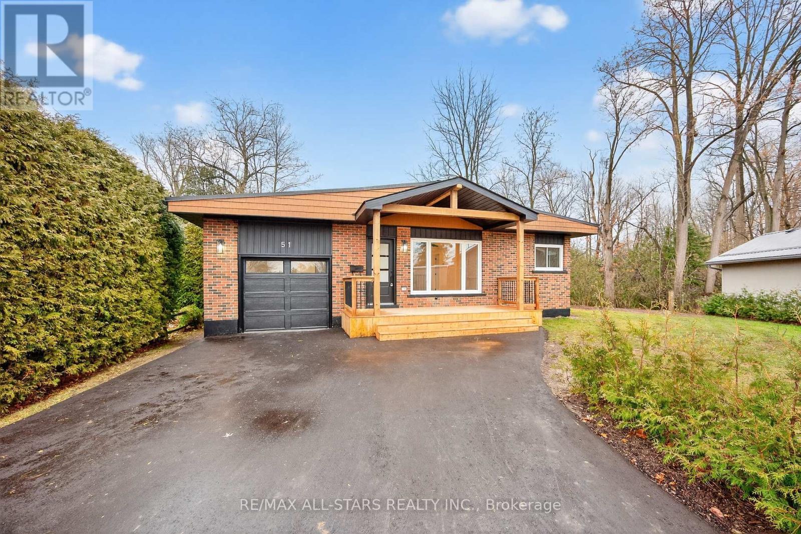 51 Garrett Drive, Georgina, ON - Outdoor