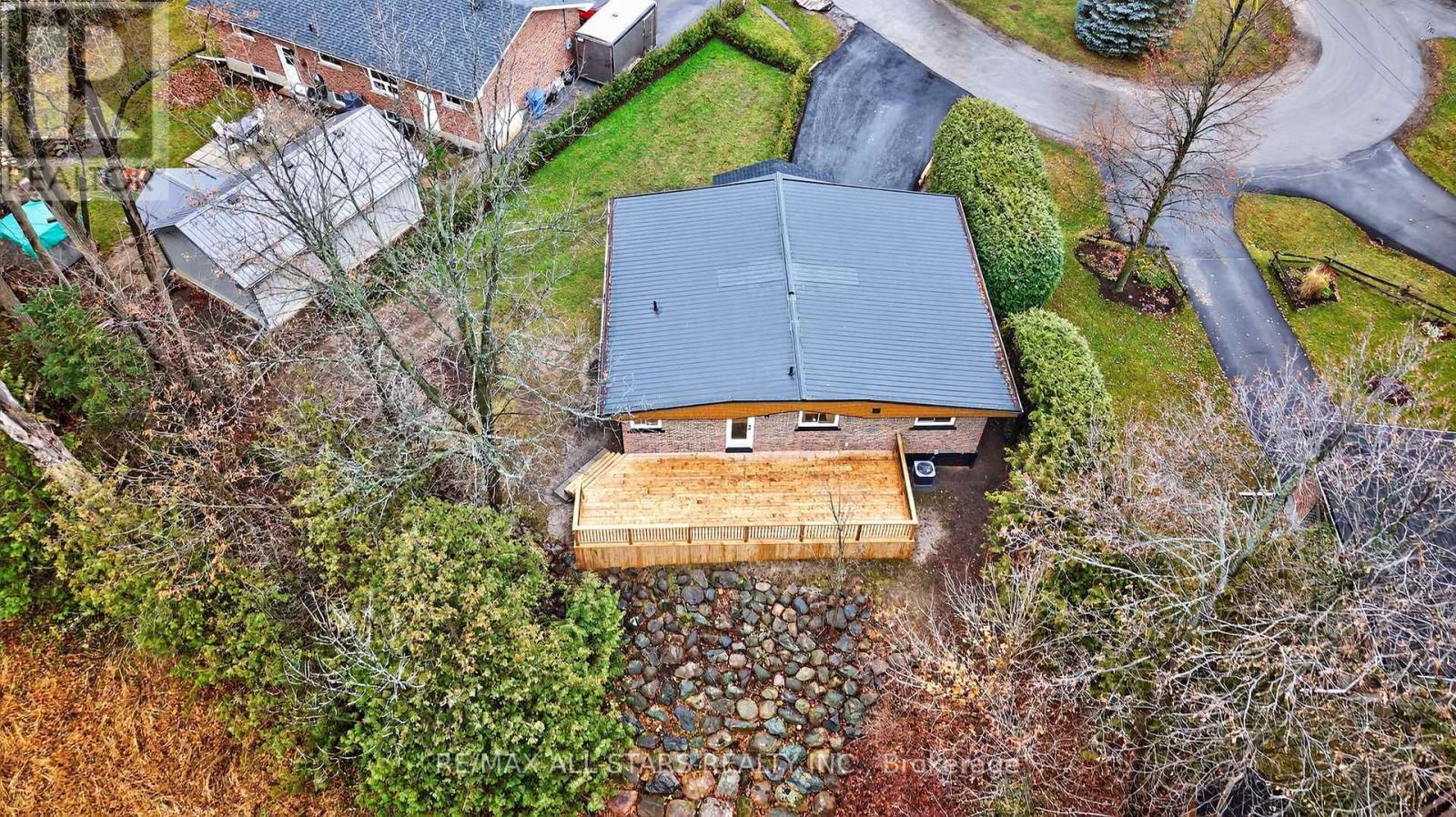 51 Garrett Drive, Georgina, ON - Outdoor