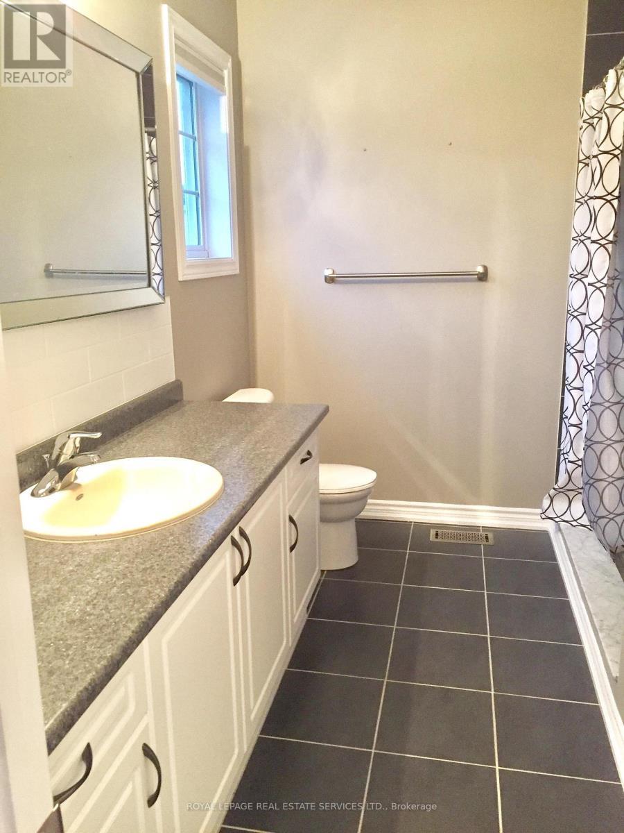 576 Murray Meadows Place, Milton, ON - Indoor Photo Showing Bathroom