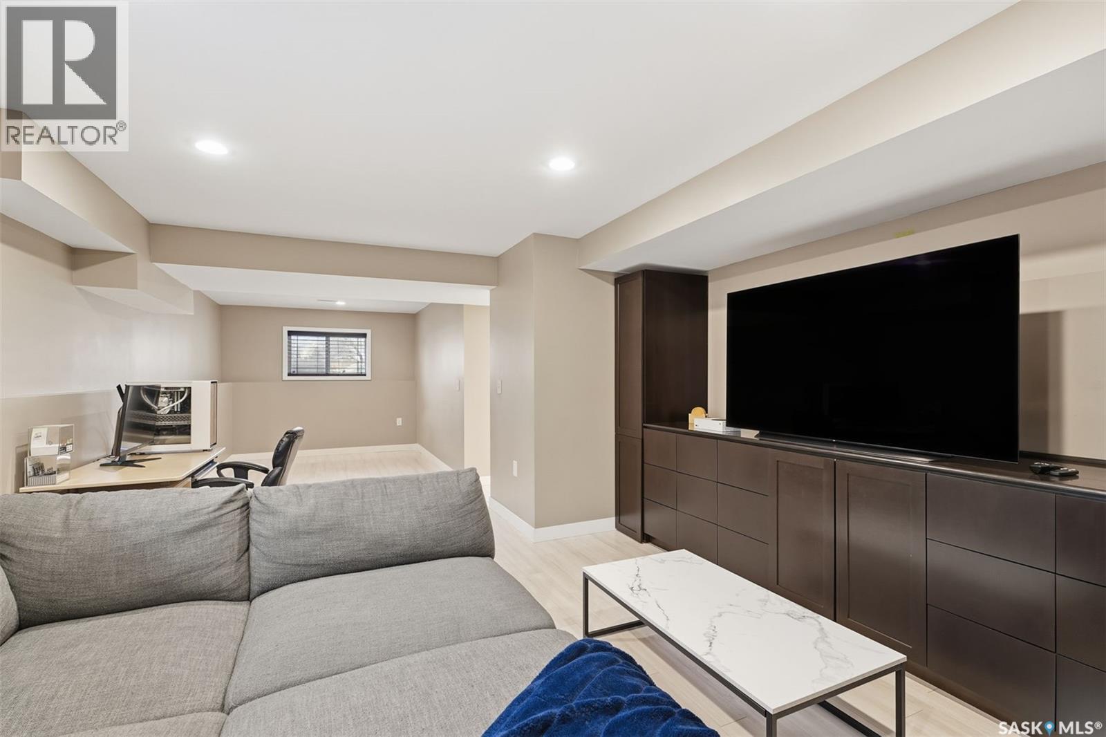 302 Kerr Road, Saskatoon, SK - Indoor