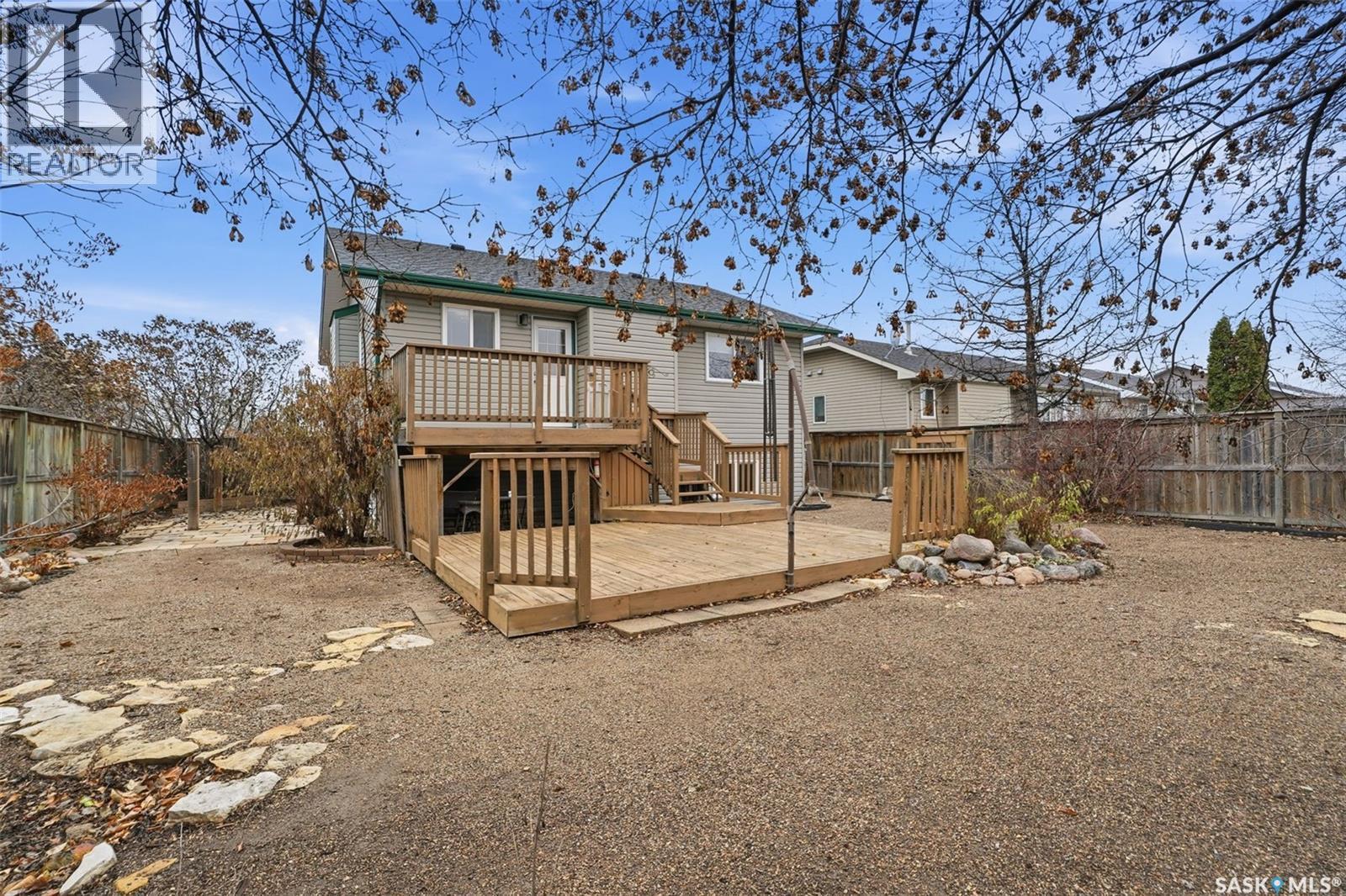 302 Kerr Road, Saskatoon, SK - Outdoor With Deck Patio Veranda