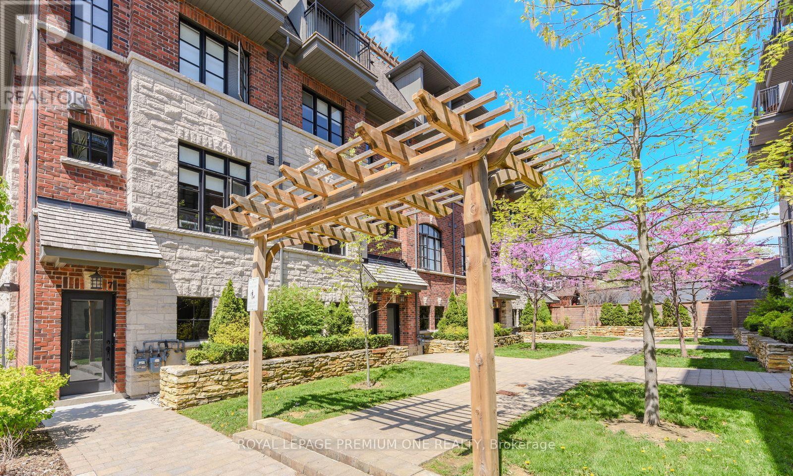 12 - 1145 Ossington Avenue, Toronto, ON - Outdoor