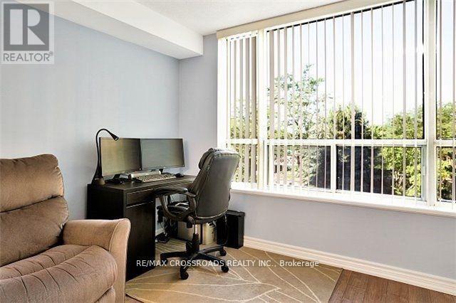 410 - 100 Upper Madison Avenue, Toronto, ON - Indoor Photo Showing Office