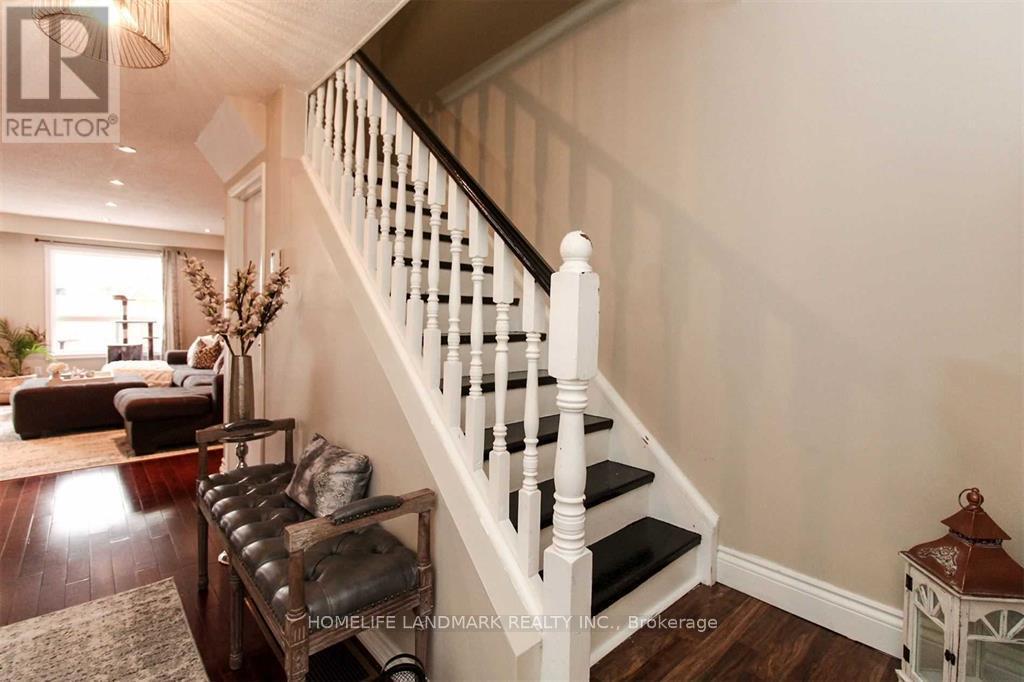 1420 Fieldlight Boulevard, Pickering, ON - Indoor Photo Showing Other Room