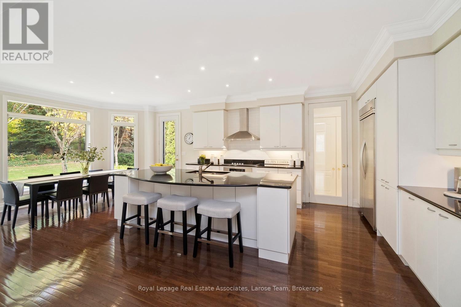 562 Gladwyne Court, Mississauga, ON - Indoor