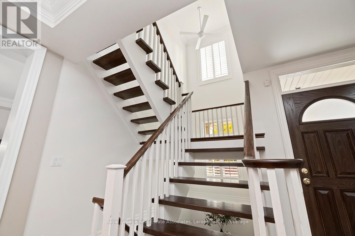 562 Gladwyne Court, Mississauga, ON - Indoor Photo Showing Other Room