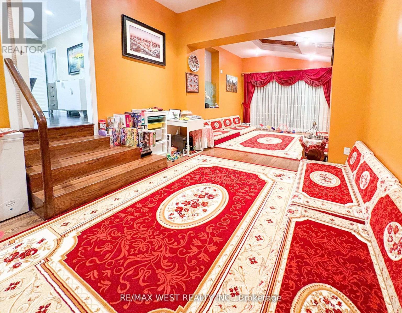 Main - 5 Arlstan Drive, Toronto, ON - Indoor Photo Showing Other Room