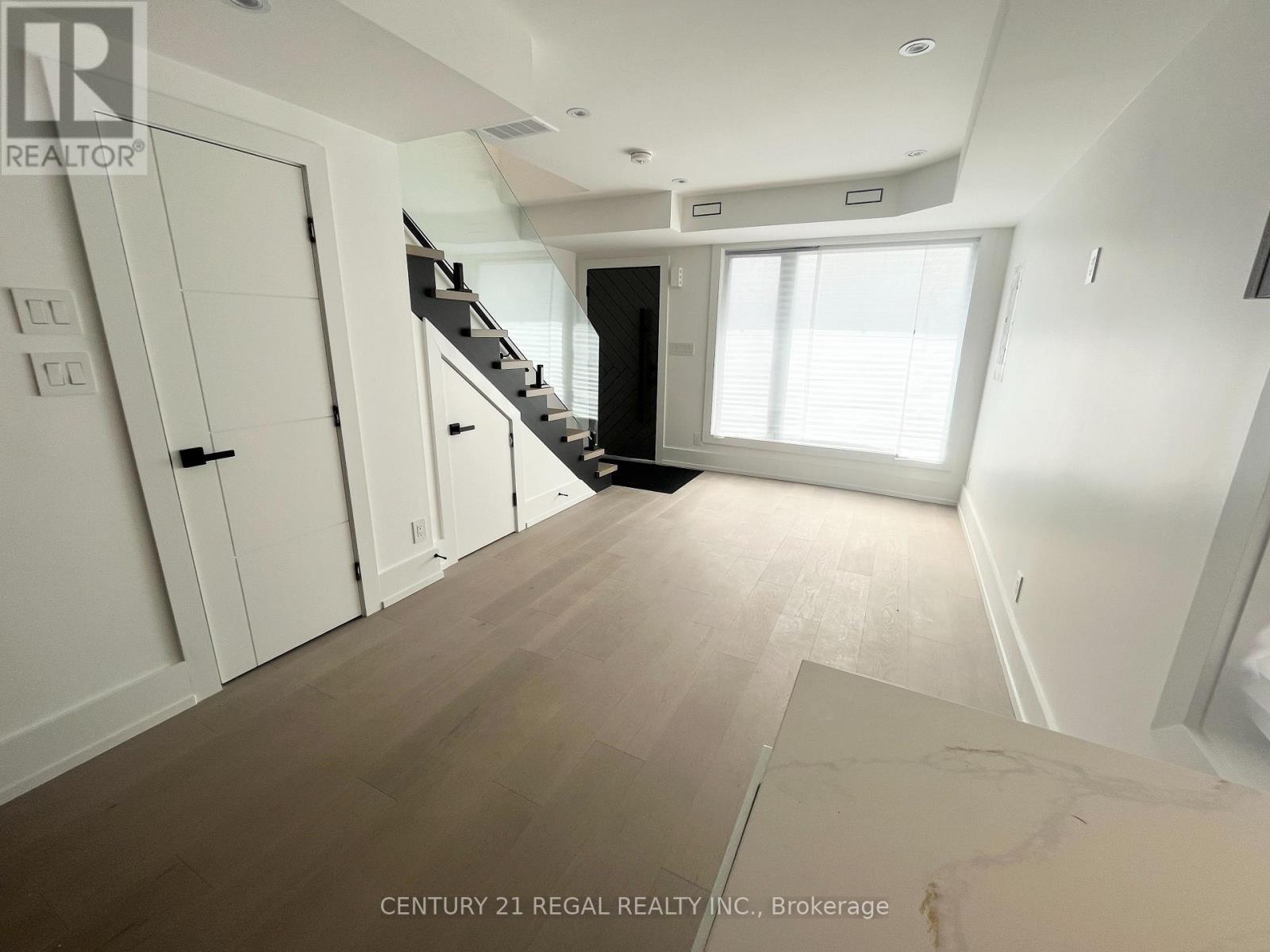 Open Concept Living Room/Dining - Unit 2 - 171 Durant Avenue, Toronto, ON - Indoor Photo Showing Other Room