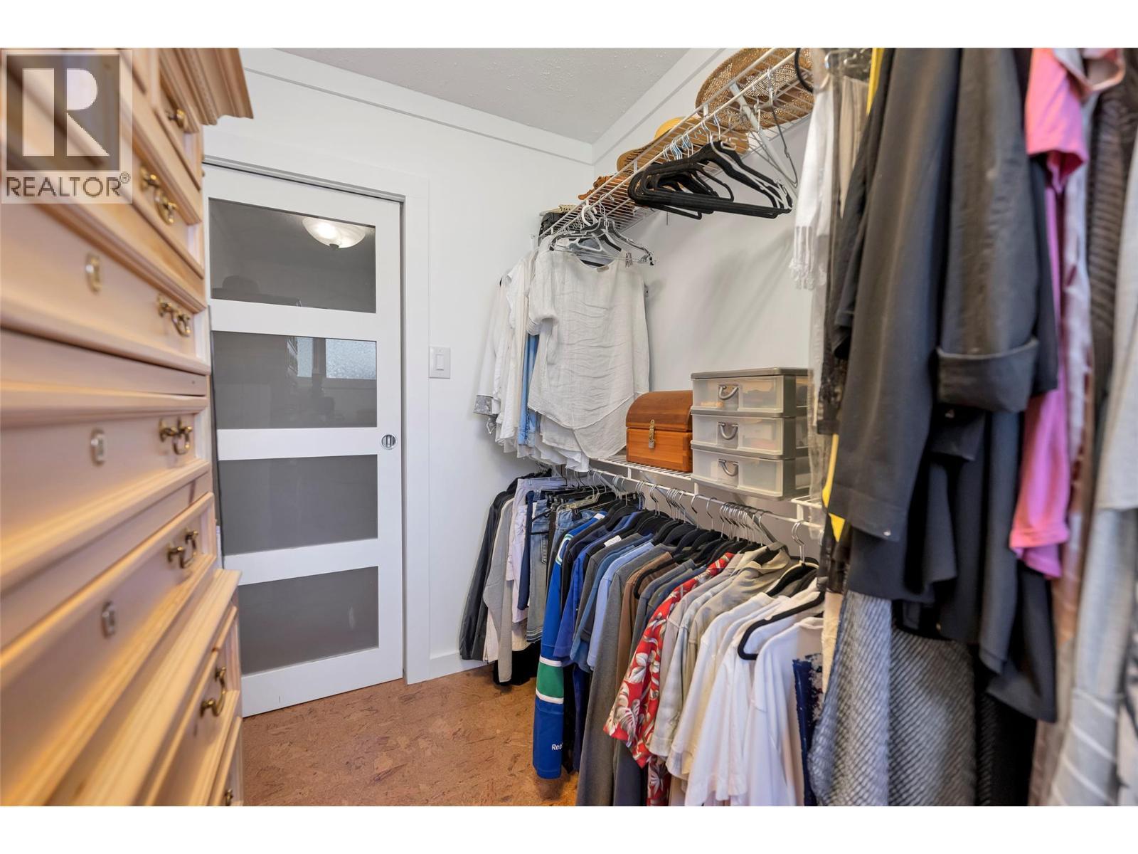 2726 Tranquil Place, Blind Bay, BC - Indoor With Storage
