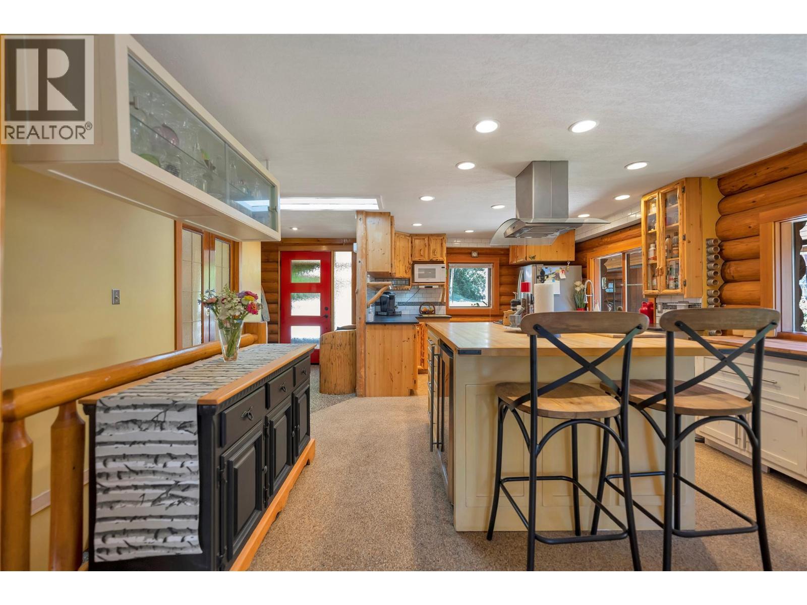 2726 Tranquil Place, Blind Bay, BC - Indoor